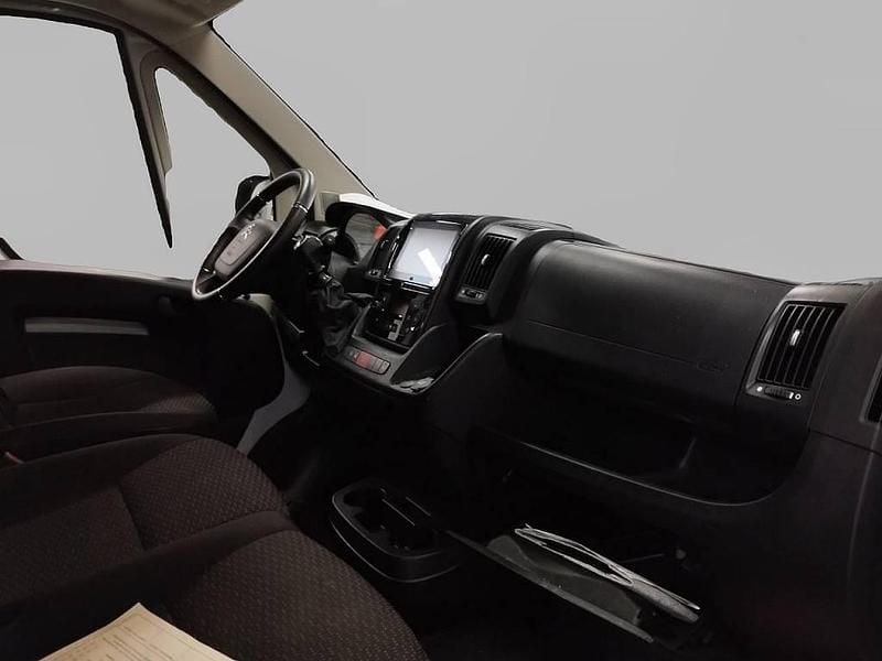 Gebraucht Citroën Jumper 165 PS (121 kW) 2024 Weiß Van / Kleinbus