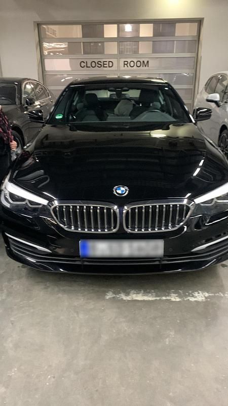 Gebraucht BMW 530 252 PS (185 kW) 2019 Schwarz Limousine
