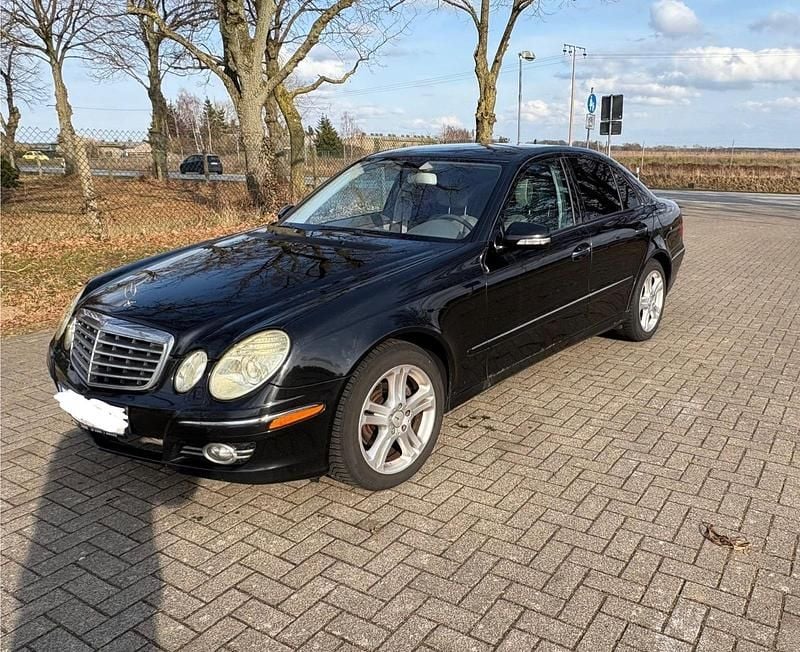 Gebraucht Mercedes E280 190 PS (139 kW) 2006 Schwarz Limousine