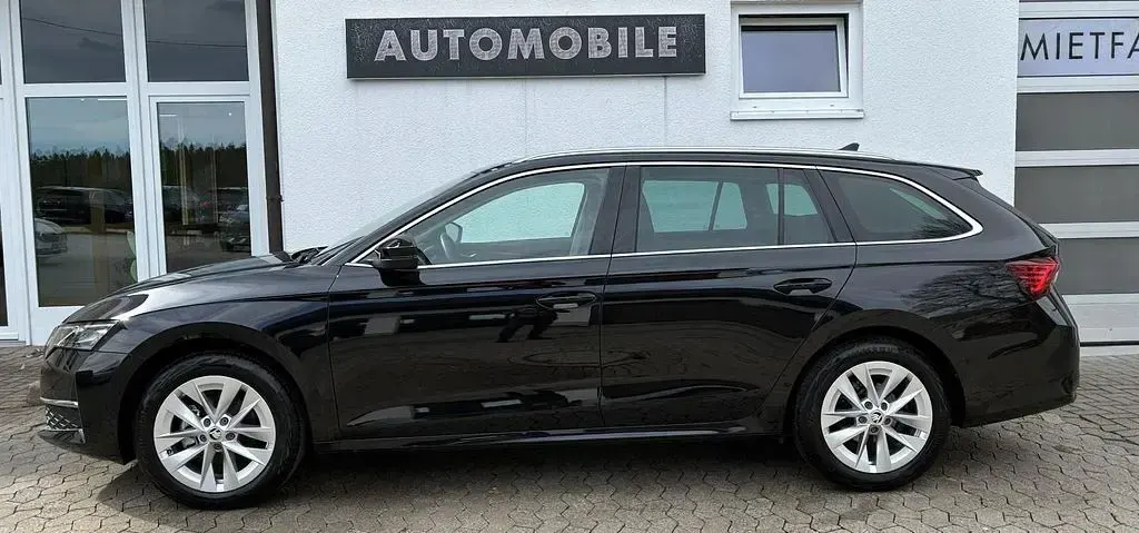 Gebraucht Skoda Octavia Selection 150 PS (110 kW) 2024 Schwarz Limousine