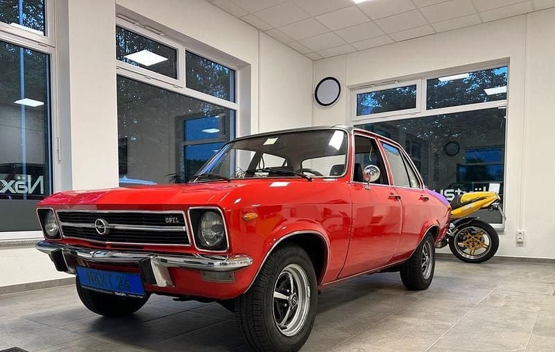 Gebraucht Opel Ascona 80 PS (58 kW) 1972 Rot Limousine