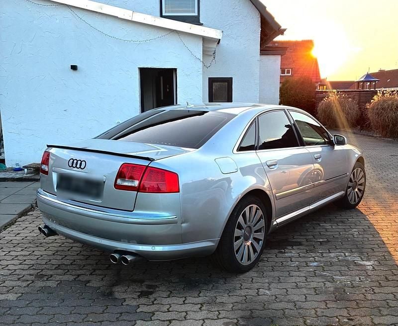 Gebraucht Audi A8 280 PS (205 kW) 2004 Silber Limousine