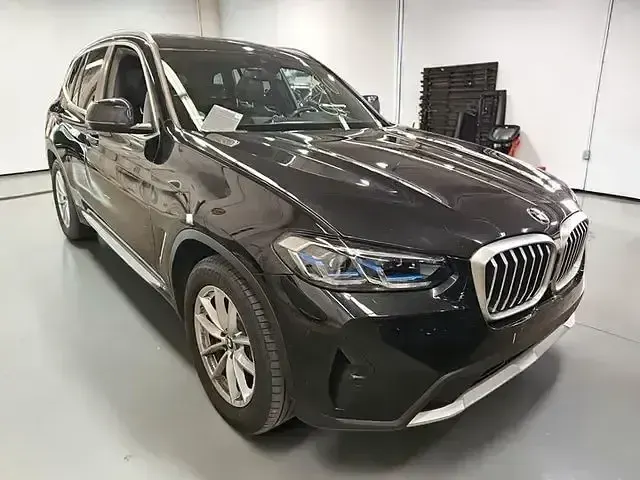Gebraucht BMW X3 Performance 286 PS (210 kW) 2023 Saphirschwarz SUV