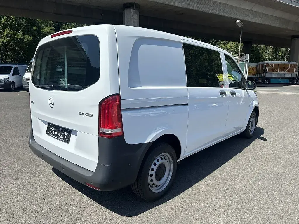 Gebraucht Mercedes Vito 136 PS (100 kW) 2019 Arktikweiss Van
