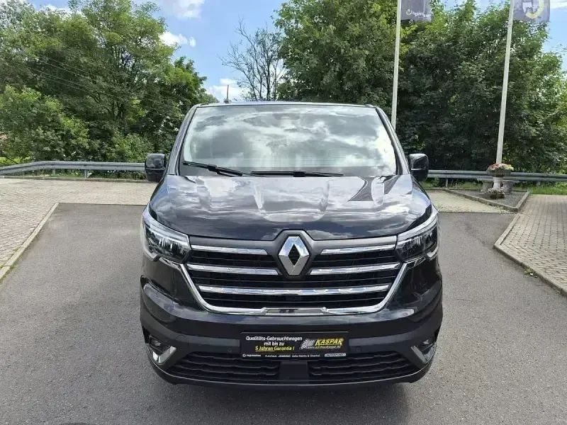 Gebraucht Renault Trafic 170 PS (125 kW) 2022 Tenebroschwarz Van / Kleinbus
