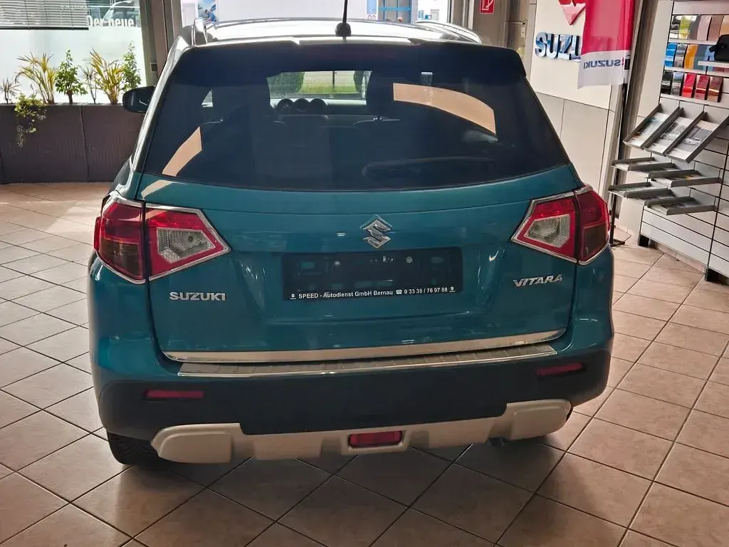 Gebraucht Suzuki Vitara Comfort 120 PS (88 kW) 2018 Blau SUV