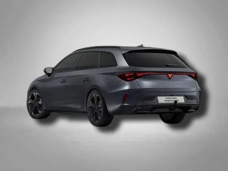 Gebraucht Cupra Leon 150 PS (110 kW) 2025 Magnetic grau metallic Kombi