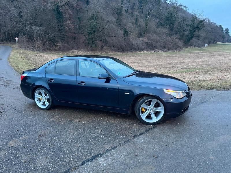 Gebraucht BMW 525 192 PS (141 kW) 2004 Blau Limousine