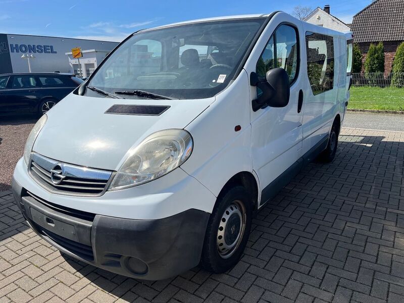 Gebraucht Opel Vivaro 90 PS (66 kW) 2008 Weiß Van / Kleinbus