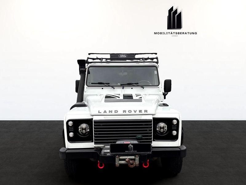 Weiß Gebraucht 2011 Land Rover Defender SE SUV | 39.999 € (Fairer Preis) - Bild 1/4
