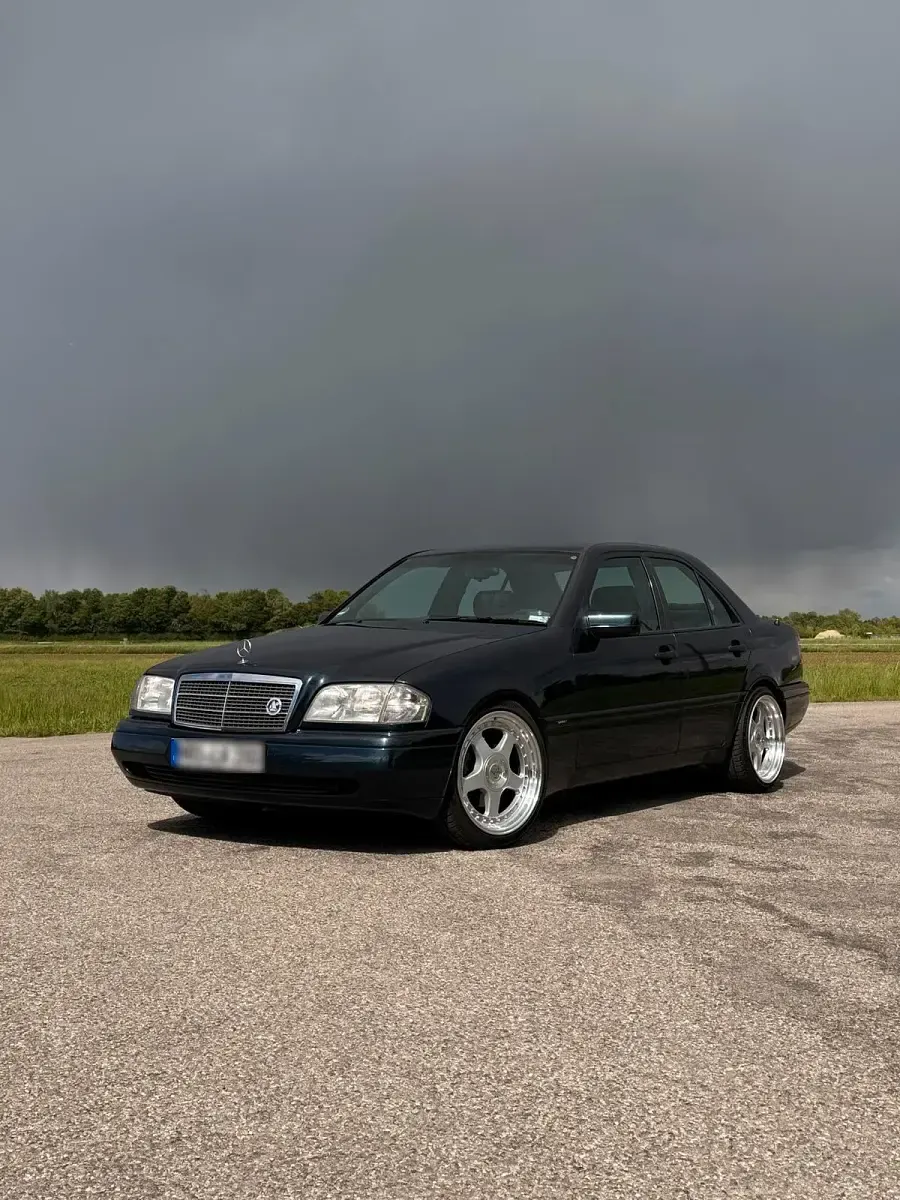 Gebraucht Mercedes C280 193 PS (141 kW) 1996 Blau Limousine