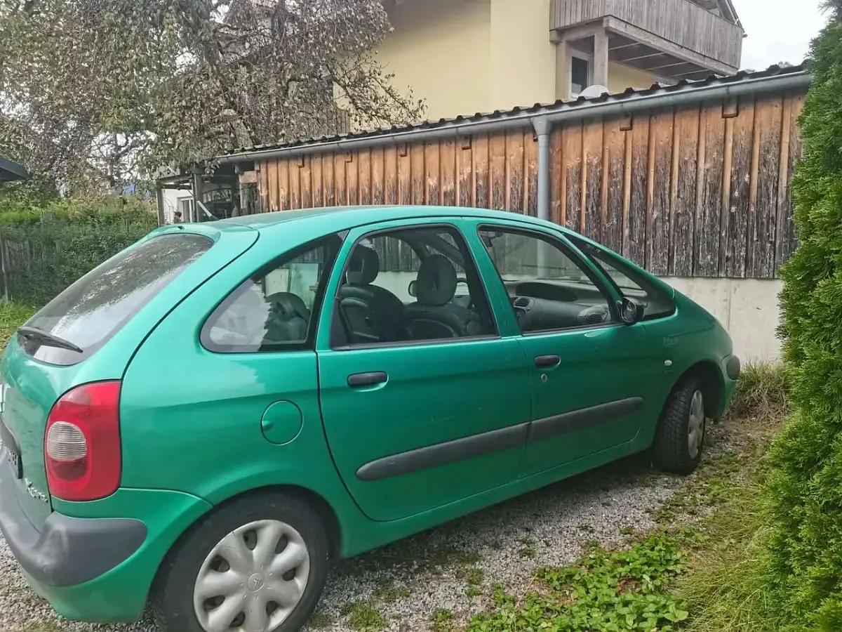 Gebraucht Citroën Xsara Picasso 116 PS (85 kW) 2001 Grün Van / Kleinbus