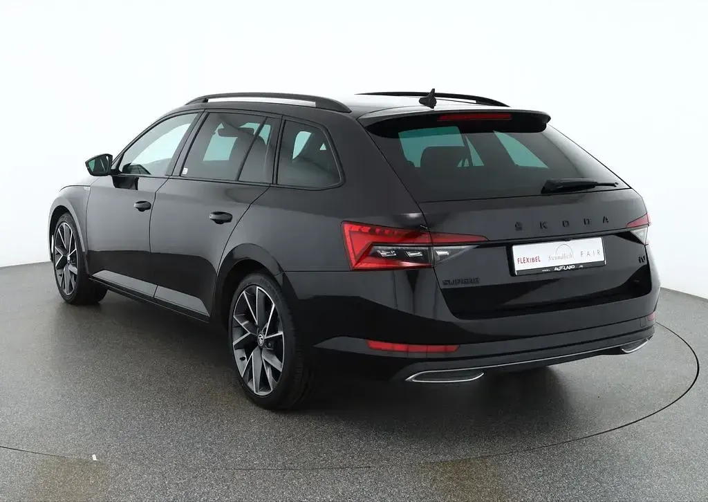 Gebraucht Skoda Superb SportLine 218 PS (160 kW) 2021 Schwarz Kombi