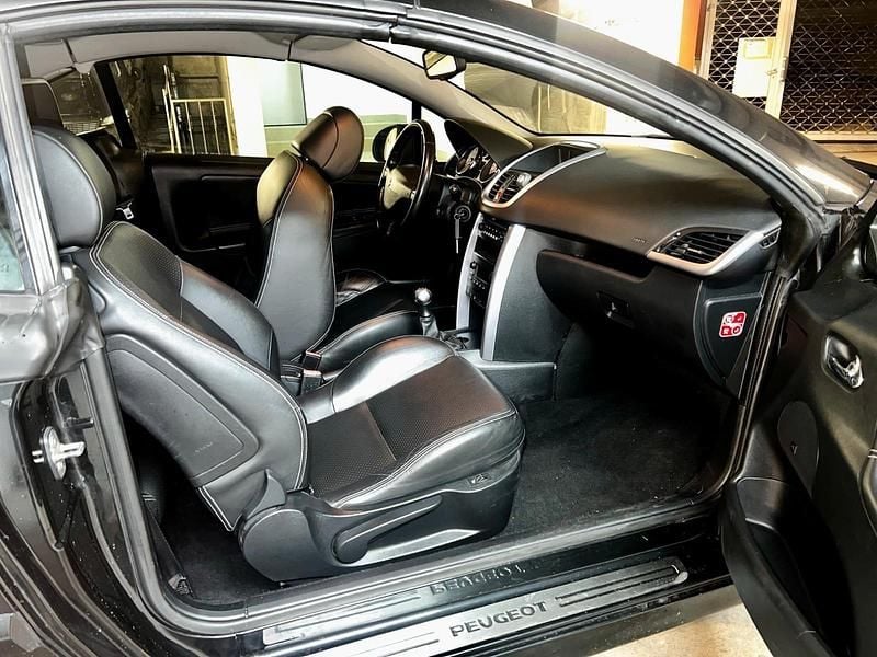 Gebraucht Peugeot 207 CC 150 PS (110 kW) 2007 Cabrio
