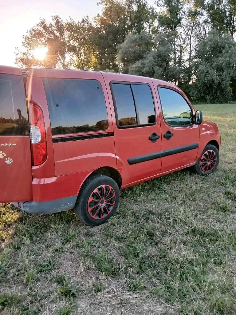 Gebraucht Fiat Doblò 77 PS (56 kW) 2006 Rot Van / Kleinbus