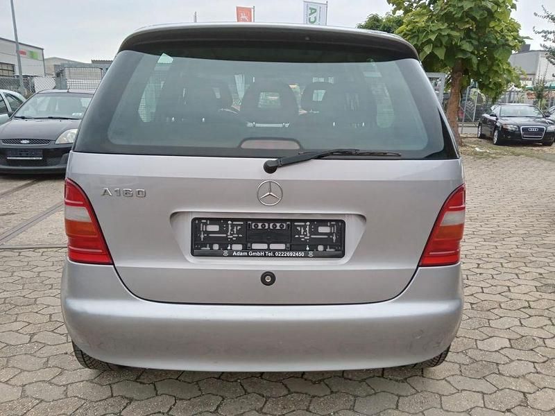 Gebraucht Mercedes A160 102 PS (75 kW) 1998 Grau Van / Kleinbus
