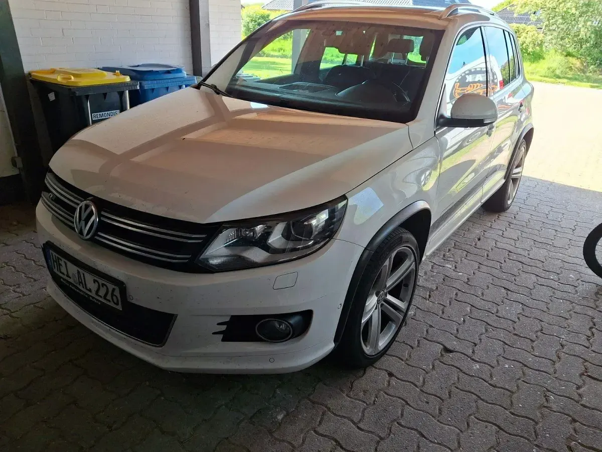 Gebraucht VW Tiguan Sportline 177 PS (130 kW) 2013 Weiß SUV