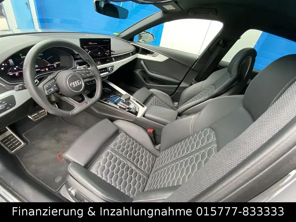 Gebraucht Audi RS4 Ambiente 450 PS (330 kW) 2024 Grau Kombi