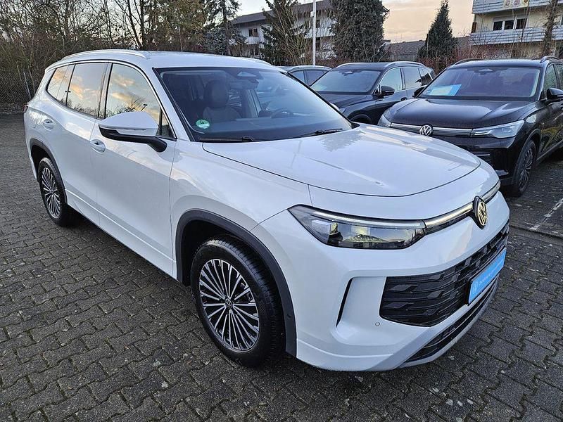 Gebraucht VW Tayron Life 150 PS (110 kW) 2025 Weiß SUV