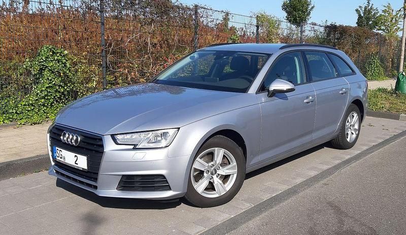 Gebraucht Audi A4 Design 150 PS (110 kW) 2016 Silber Kombi
