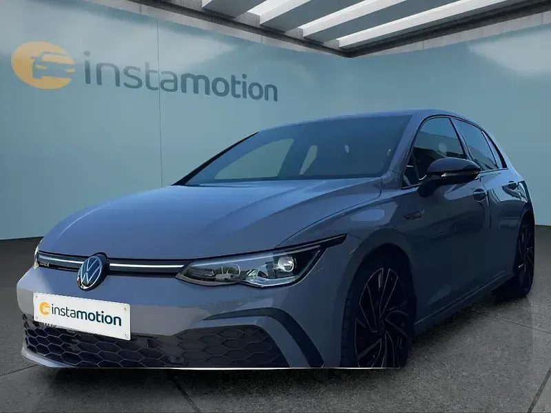 Gebraucht VW Golf VIII GTI 265 PS (194 kW) 2024 Grau Kleinwagen