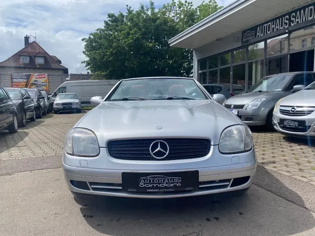 Gebraucht Mercedes SLK230 193 PS (141 kW) 1998 Silber Cabrio
