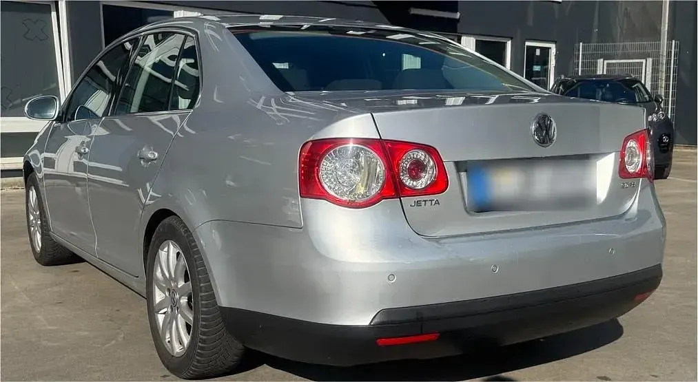 Gebraucht VW Jetta 150 PS (110 kW) 2006 Limousine