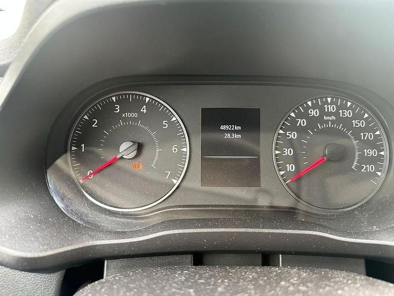 Gebraucht Renault Express 95 PS (69 kW) 2021 Weiß Van / Kleinbus