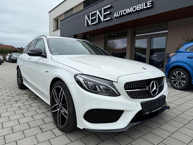 Weiß Gebraucht 2017 Mercedes C43 AMG AMG Kombi | 20.990 € (Superpreis) - Bild 1/4