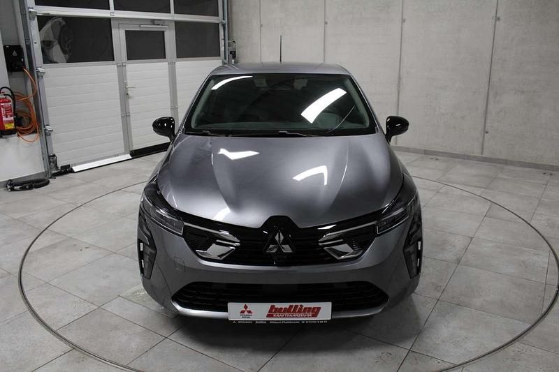 Neu Mitsubishi Colt Plus 143 PS (105 kW) 2025 Achatgrau Kleinwagen
