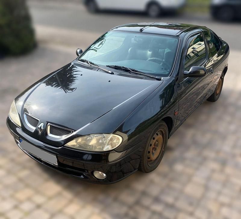 Schwarz Gebraucht 2002 Renault Mégane Coupé Expression Coupé | 3.000 € - Bild 1/4