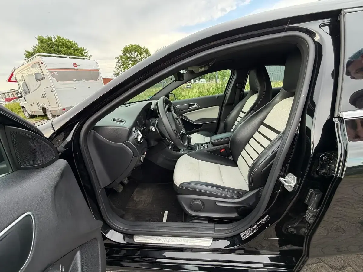 Gebraucht Mercedes A200 136 PS (100 kW) 2013 Schwarz Kombi