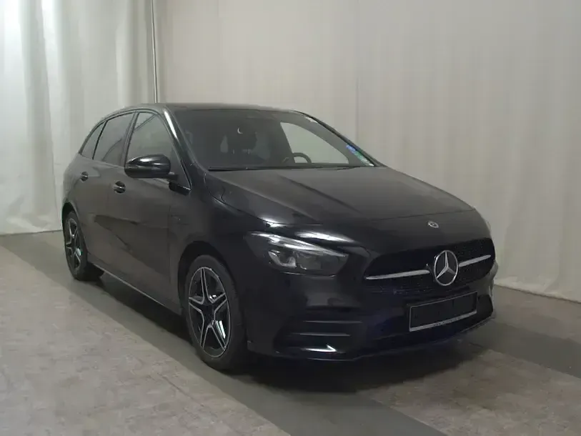 Gebraucht Mercedes B250e AMG line 218 PS (160 kW) 2021 Schwarz Kleinwagen