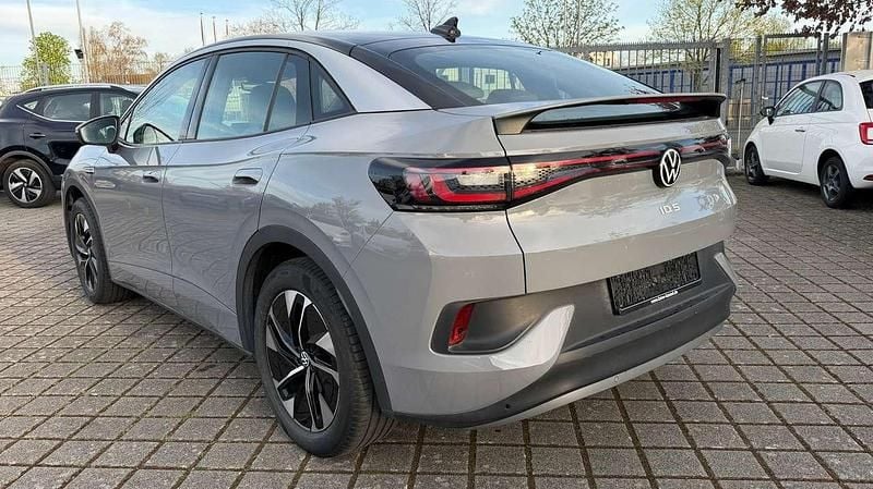 Gebraucht VW ID.5 Pro Performance 150 kW (204 PS) 2023 Mondsteingrau SUV