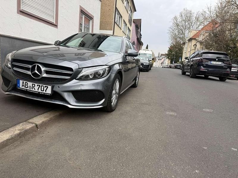 Gebraucht Mercedes C250 AMG line 204 PS (150 kW) 2017 Kombi