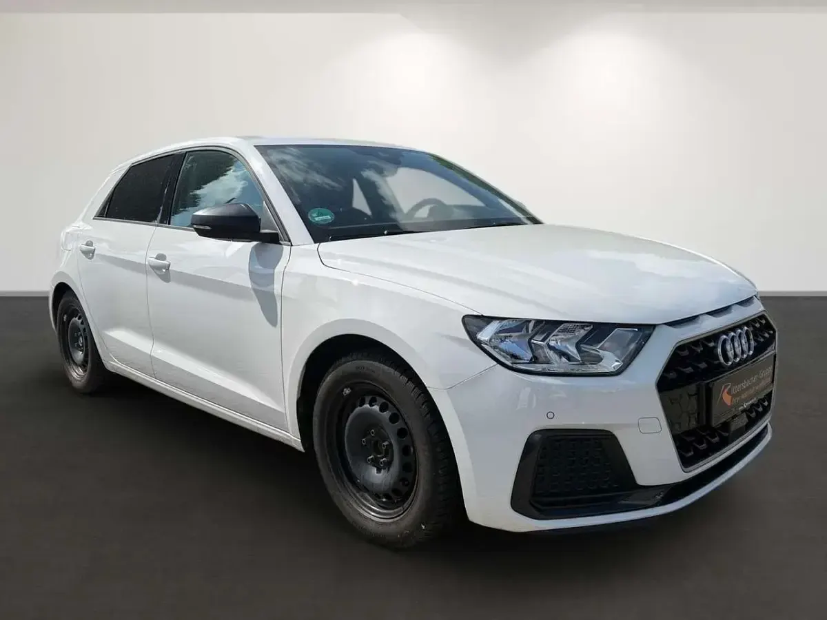 Gebraucht Audi A1 Advanced 110 PS (80 kW) 2022 Cortinaweiß SUV