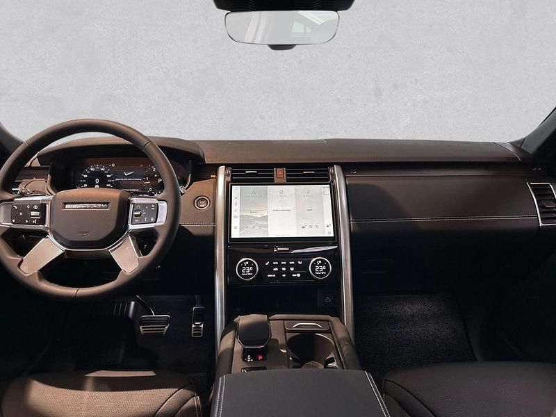 Gebraucht Land Rover Discovery 5 SE Dynamic 249 PS (183 kW) 2025 Santorini black SUV