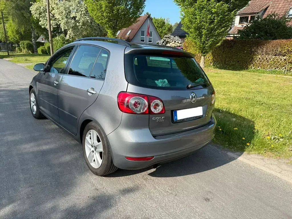 Gebraucht VW Golf Plus Cross 105 PS (77 kW) 2010 Grau Van / Kleinbus