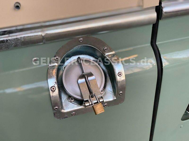 Gebraucht Land Rover 3 S 63 PS (46 kW) 1981 Grün SUV