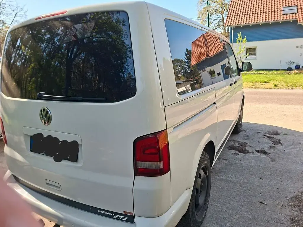 Używany VW T5 Edition 140 KM (102 kW) 2011 Biały Van