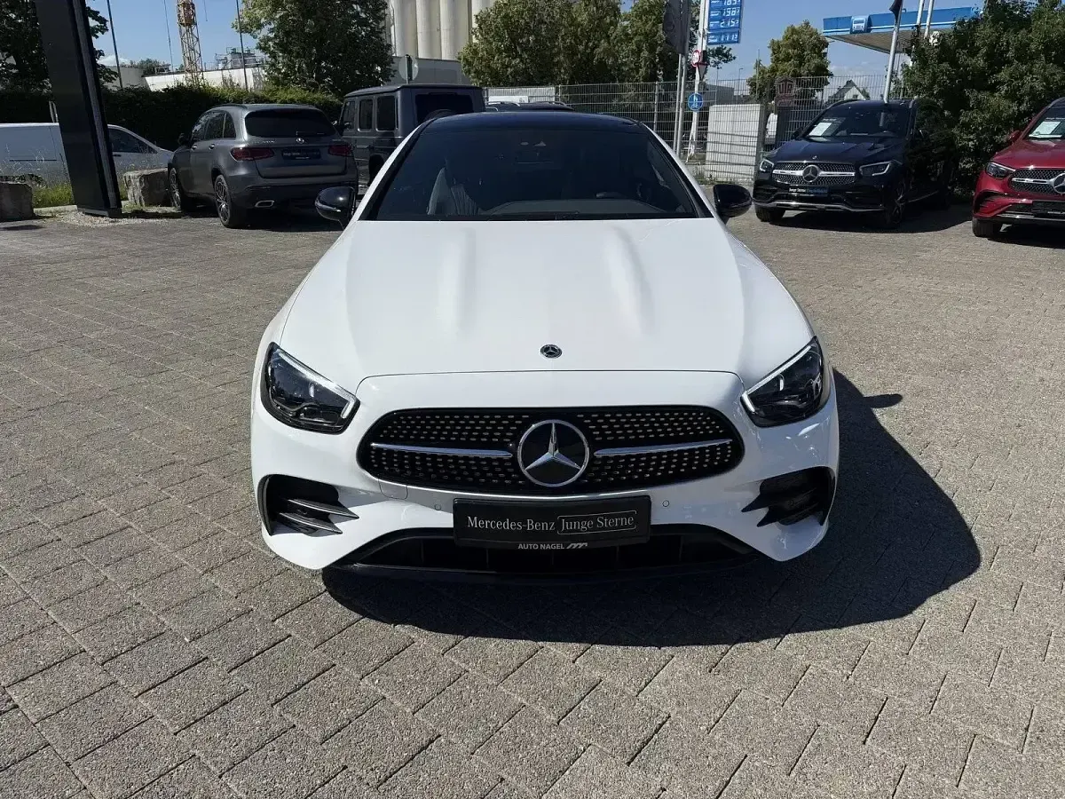 Gebraucht Mercedes E200 AMG 197 PS (144 kW) 2023 Andere Coupé