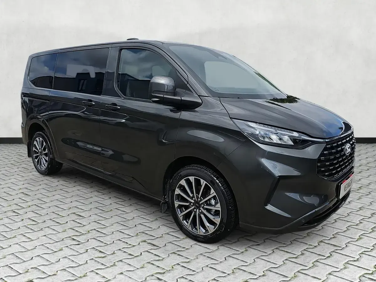 Gebraucht Ford Tourneo Custom Titanium X 170 PS (125 kW) 2026 Van