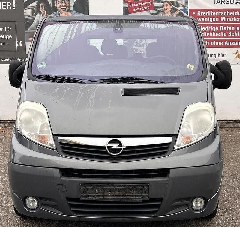 Gebraucht Opel Vivaro 114 PS (83 kW) 2012 Stahlgrau Van / Kleinbus