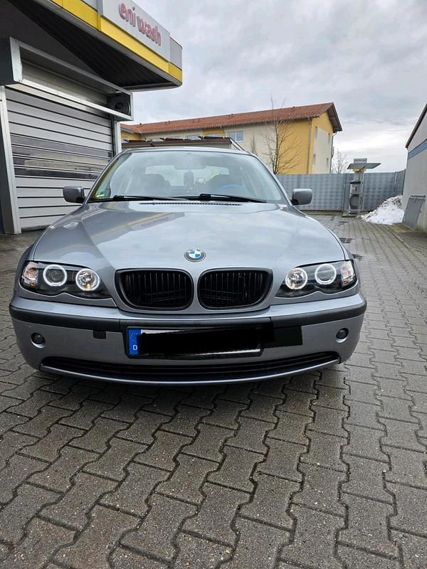Gebraucht BMW 318 143 PS (105 kW) 2003 Silber Limousine