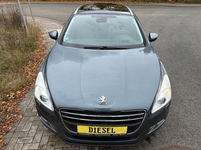 Gebraucht Peugeot 508 SW Active 163 PS (119 kW) 2013 Grau Kombi