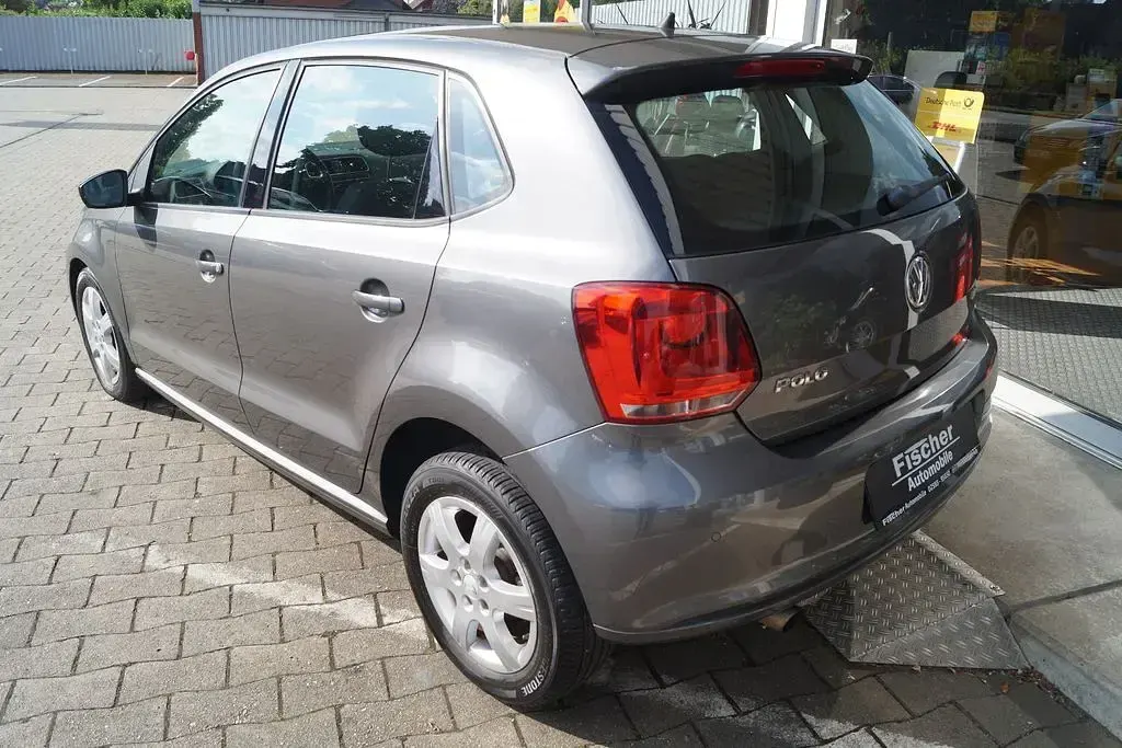 Gebraucht VW Polo Comfortline 86 PS (63 kW) 2009 Grau Kleinwagen