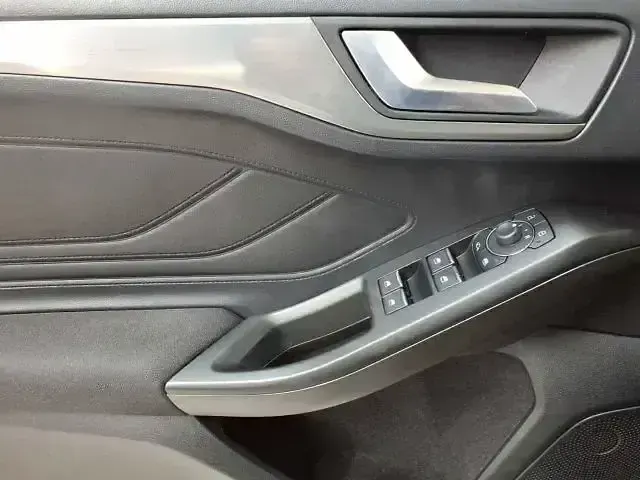 Usata Ford Focus 2023 Andere Berlina