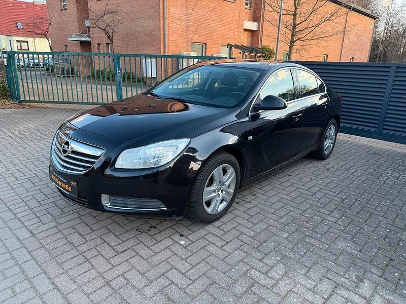 Gebraucht Opel Insignia Edition 140 PS (102 kW) 2009 Schwarz Limousine