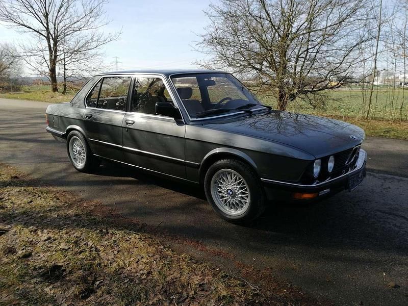 Gebraucht BMW 525 122 PS (89 kW) 1986 Limousine