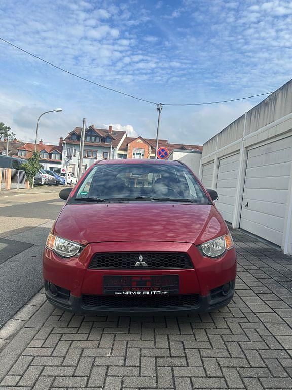 Rot Gebraucht 2010 Mitsubishi Colt Van / Kleinbus | 1.999 € (Fairer Preis) - Bild 1/4